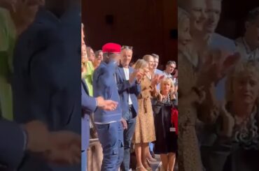 #bobiwine welcomed by an ovation in the Sala Grande a #Venezia79 for Bobi Wine: #ghettopresident