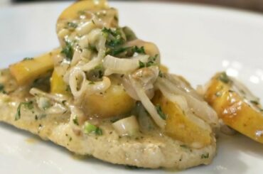 Chicken with Apple & Shallots in Apple Cider Reduction #gourmetvegetarian