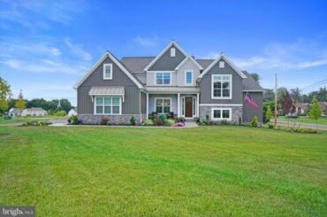 101 E Valley Road Denver, PA 17517 - Luxury home for sale