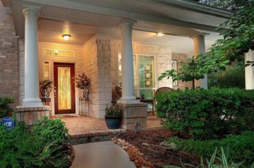 2 Millay Ct, The Woodlands