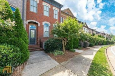 Video tour of Residential at 594 Village Park Drive NW, Unit 4, Kennesaw, GA 30144