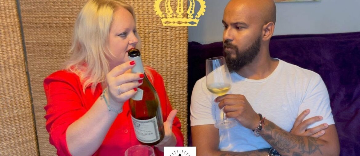 OUTSTANDING WHITE WINE REVIEW | WE HONOUR THE QUEEN