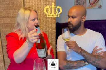 OUTSTANDING WHITE WINE REVIEW | WE HONOUR THE QUEEN