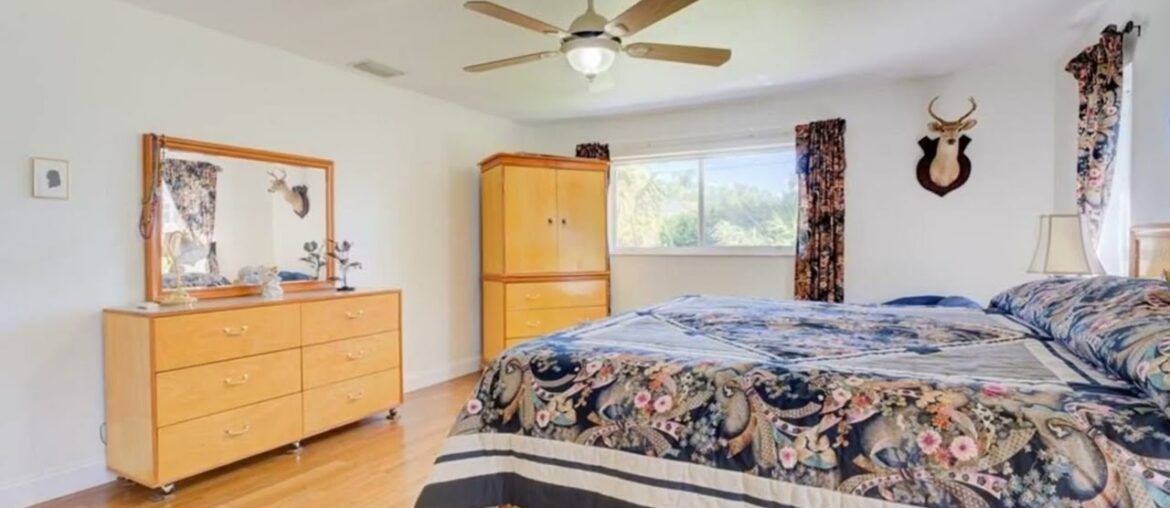 23380 Mullins Avenue, Port Charlotte, FL 33954 23380 Mullins Avenue, Port Charlotte, FL 33954