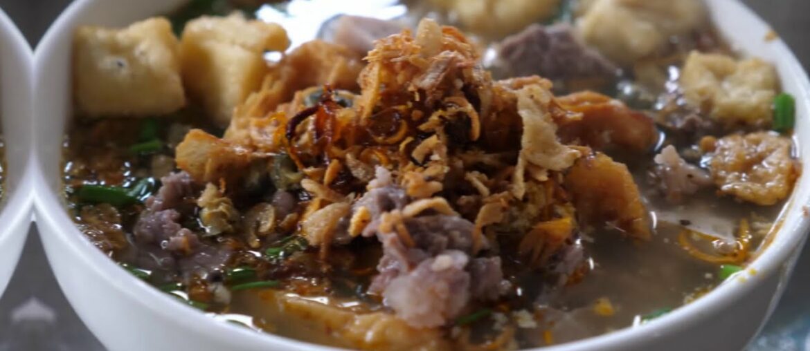 #Vietnam: Amazing #Hanoi food experience with locals and French Expats!