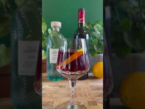 How to mix Queen Elizabeth II's favourite cocktail – A Dubonnet & Gin How to mix Queen Elizabeth II's favourite cocktail - A Dubonnet & Gin