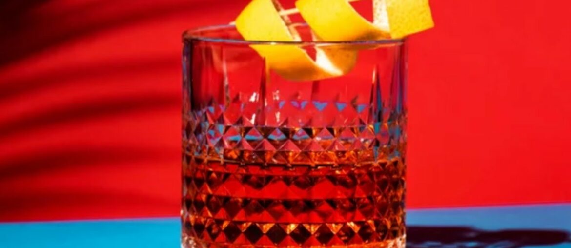 Old-School Cocktails That Need To Make A Comeback