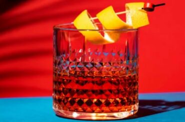 Old-School Cocktails That Need To Make A Comeback