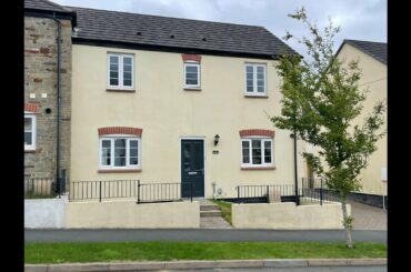 Carrine Way, Truro - A beautifully presented 3 bedroom semi detached house with conservatory...