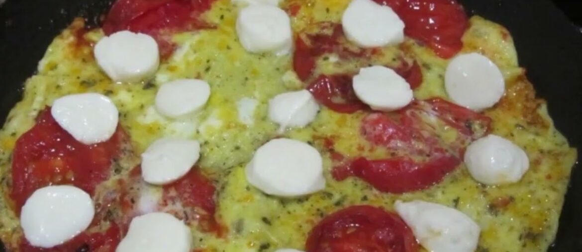 Scrambled eggs with mozzarella