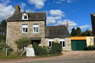 @suzanneinfrance -SIF-001608 - Attractive 3 bedroom house with large garden and double garage