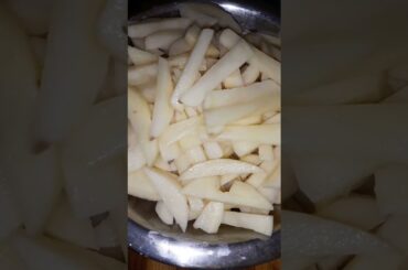Homemade Crispy Perfect French Fries Recipe#seelistyle#trending#shorts#video#frenchfries#recipe