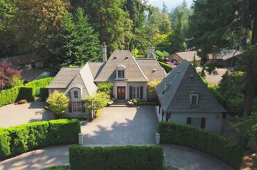 1098 CHANDLER RD Lake Oswego, OR 97034
