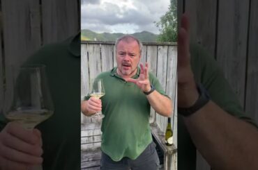 Wine Review: Muscadet Sevre et Maine Sur Lie Les Templiers 2018