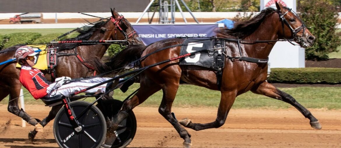 Gates Hanover & Dexter Dunn won Bluegrass Series 2 YO C&G ($109,000) in 1.52,3 (1.10,0) at Red Mile