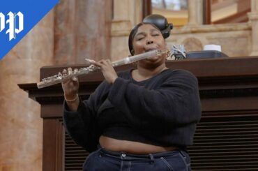 Lizzo plays James Madison's flute at Library of Congress