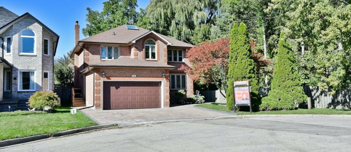 2281 Cottonwood Circle, Pickering – Open House Video Tour 2281 Cottonwood Circle, Pickering - Open House Video Tour