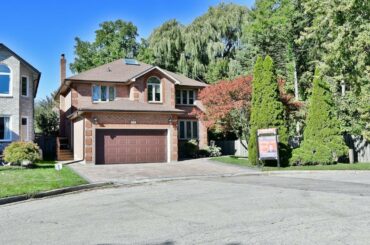 2281 Cottonwood Circle, Pickering - Open House Video Tour