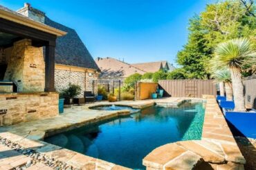 6156 Stapleford Circle, Dallas, TX Presented by Tim & Leslie Grubbs.