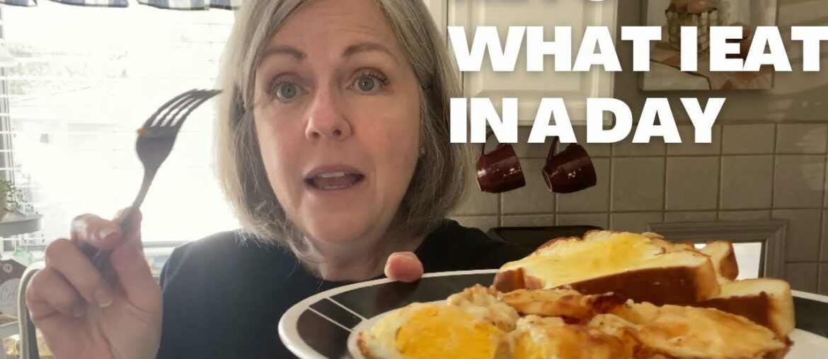 What I Eat In A Day On Keto / Baked French Eggs Recipe / Made A Mistake And Ate This! What I Eat In A Day On Keto / Baked French Eggs Recipe / Made A Mistake And Ate This!
