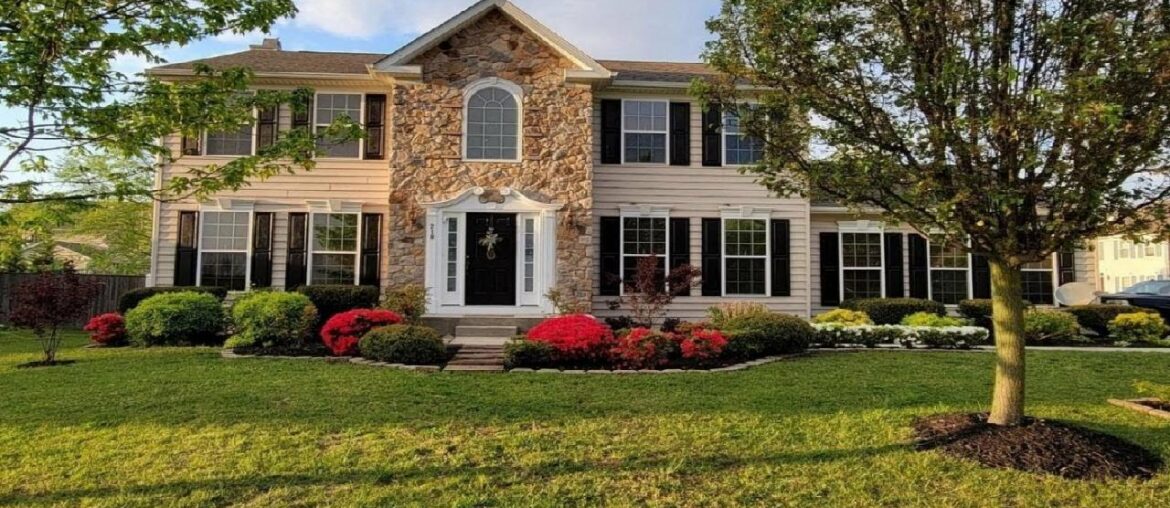 218 CAMELOT DR, CHESTERTOWN, MD Presented by Kelsey Andrews.