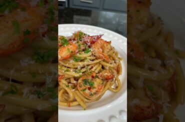 Lobster & Shrimp Garlic Noodles in Under 30 mins #SHORTS
