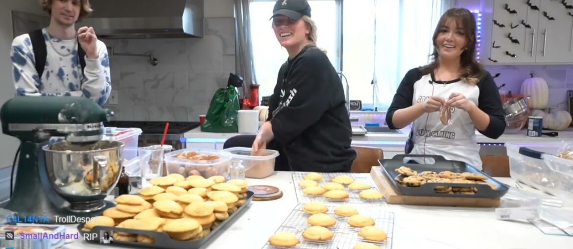 xQc and QT talk about how he killed her Wine podcast xQc and QT talk about how he killed her Wine podcast