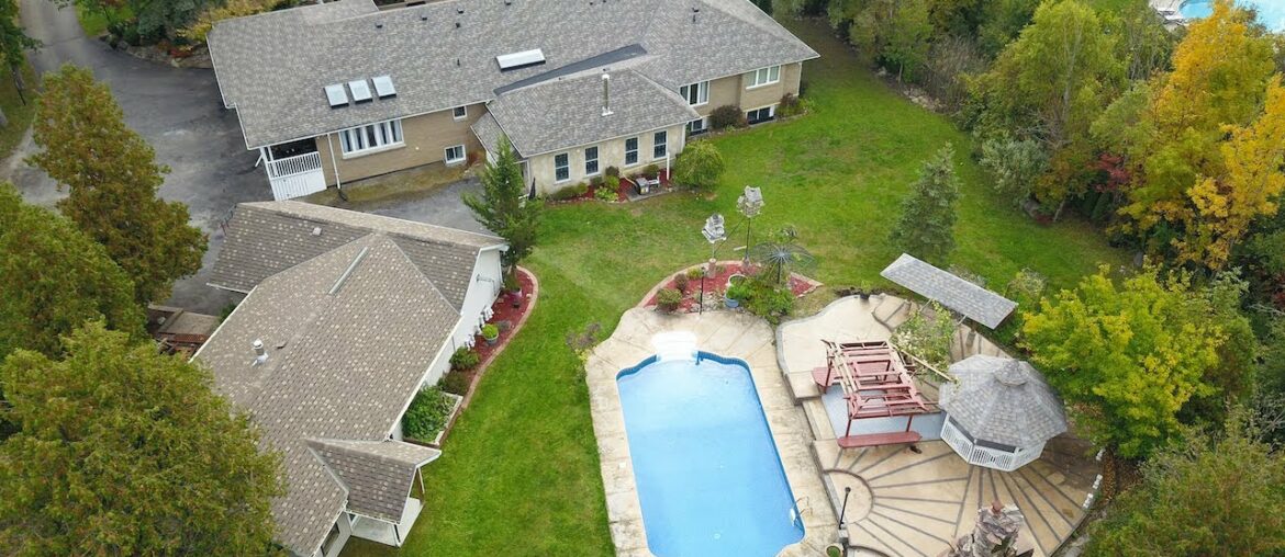 16 Fielding Court, Ajax – Open House Video Tour 16 Fielding Court, Ajax - Open House Video Tour