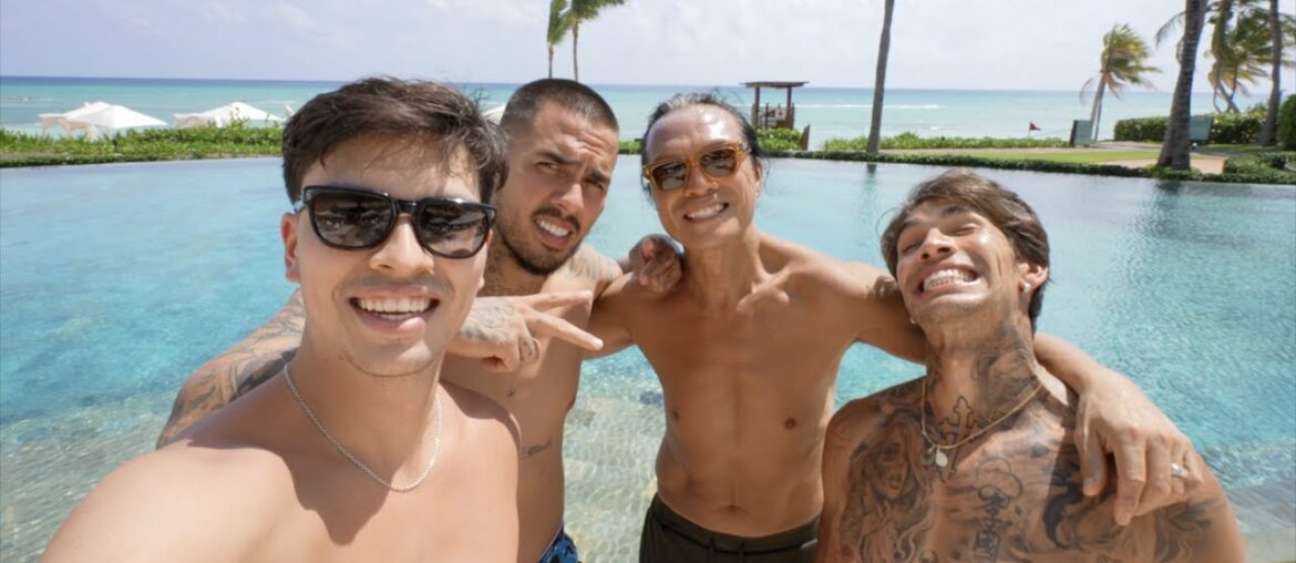 first family vacation in 4 years. first family vacation in 4 years.