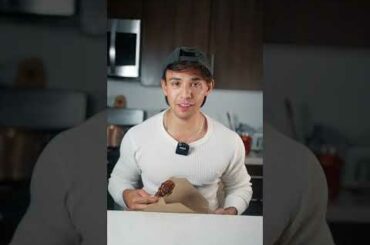 Gordon Ramsay VS Michelin Restaurant Wings!