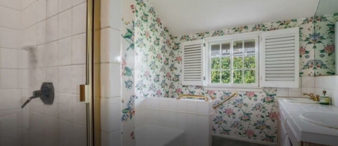 14110 Valley Vista Boulevard, Sherman Oaks, CA 91423