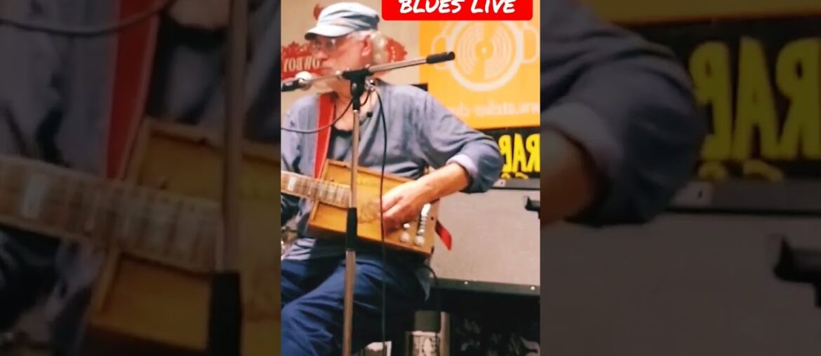 french wine blues live#cigarboxguitar #frenchartist #slideguitar #live