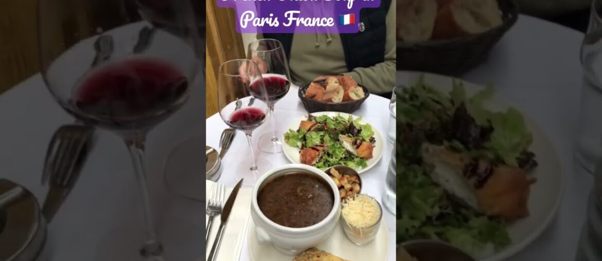French onion soup in Paris #shorts #paris2022 #foodie #paris #france #travelvlog #tiktok #4k #cafe