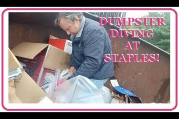 WOWZERS!  A HUGE and VALUABLE Haul from Dumpster Diving at STAPLES!