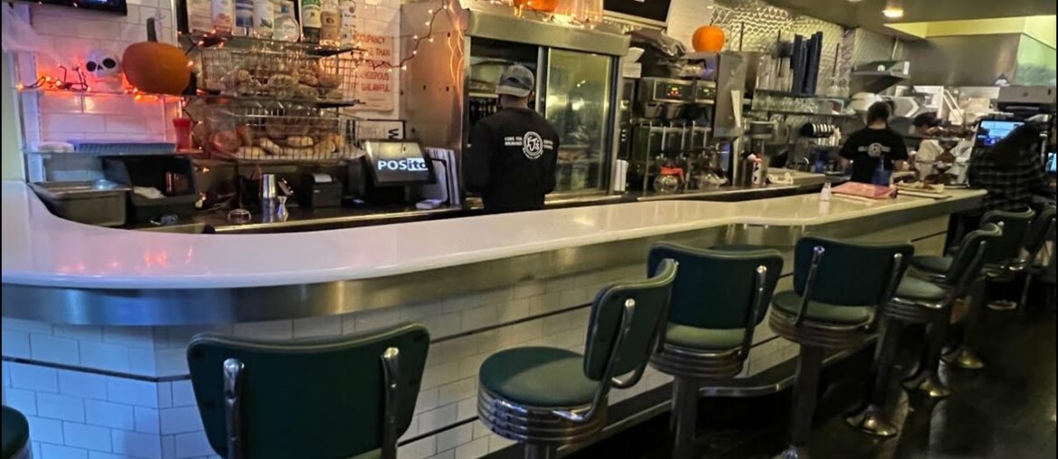 NYC LIVE Dining at EJ’s Luncheonette Upper East Side of Manhattan October 15, 2022 NYC LIVE Dining at EJ’s Luncheonette Upper East Side of Manhattan October 15, 2022