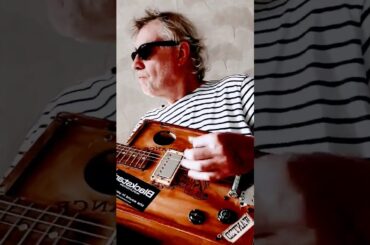 french Wine blues #cigarboxguitar #blues #frenchmusic ##boogie#slideguitar