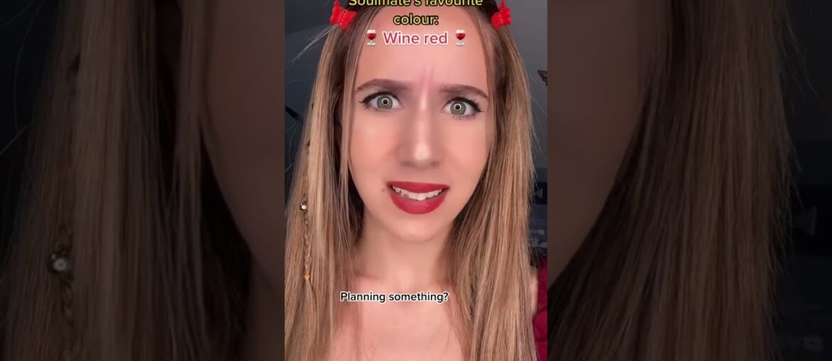 #POV: Everyone has to wear their soulmate’s favourite colour (part 3)