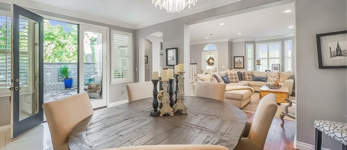 27038 Edgewater Lane, Valencia, CA 27038 Edgewater Lane, Valencia, CA