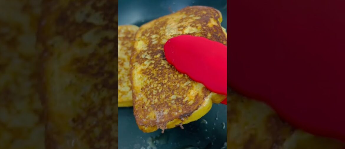 #SHORTS | How To Make French Toast | ASMR