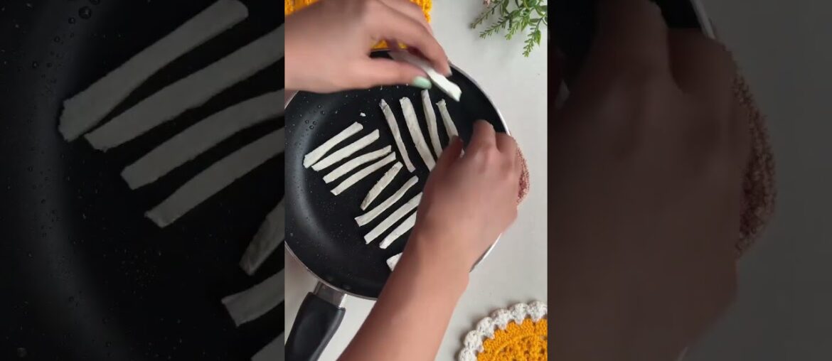 Bina Electricity Vali Cooking | Paneer Fries | French Fries | Chahat Anand #shorts