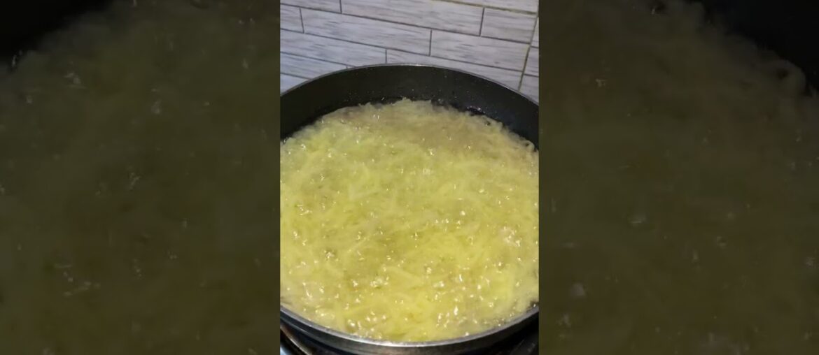 CRISPIEST POTATO FRIES EVER | crispy chips #youtubeshorts #potato #fries #chips #shortsvideo #shorts