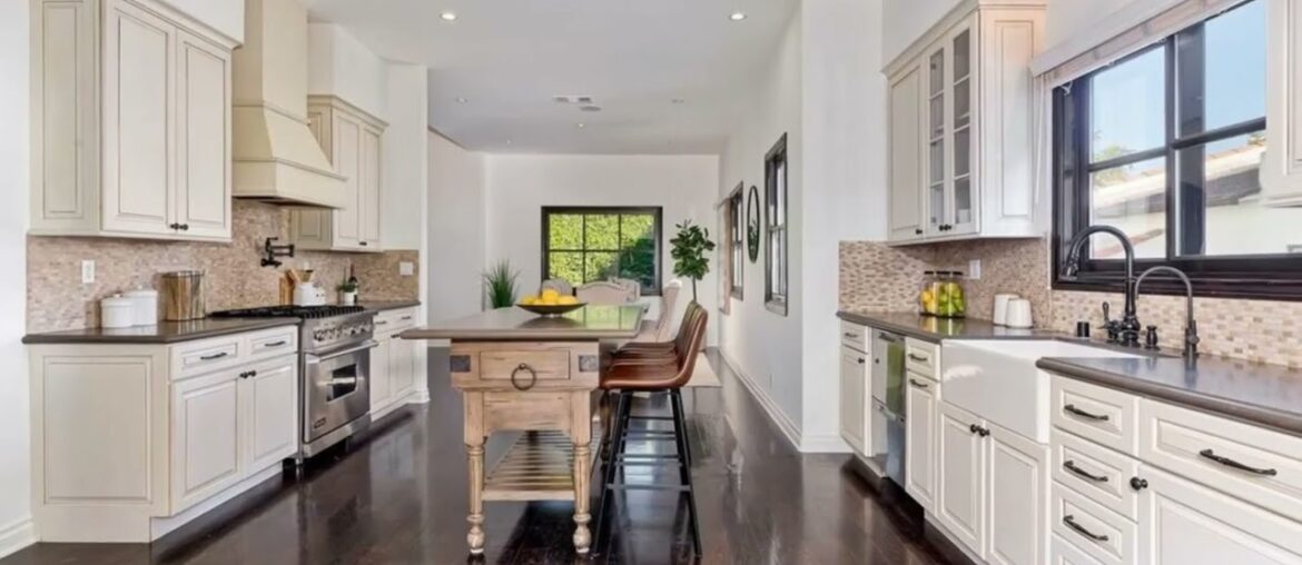 819 North Stanley Avenue, Los Angeles, CA 90046 819 North Stanley Avenue, Los Angeles, CA 90046