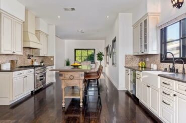 819 North Stanley Avenue, Los Angeles, CA 90046