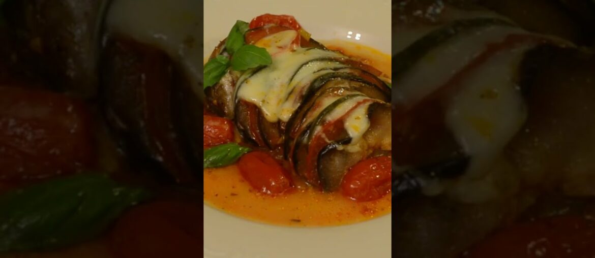 Ratatouille with Mozzarella – Gourmet Vegetable Stew Recipe: Delicious, Healthy and Easy! #Shorts Ratatouille with Mozzarella - Gourmet Vegetable Stew Recipe: Delicious, Healthy and Easy! #Shorts