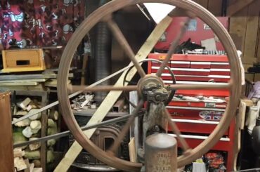 fully pumping French wine pump