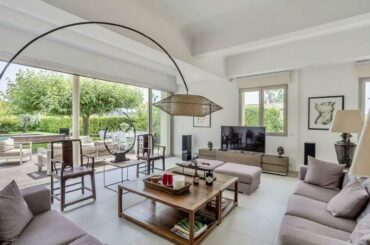 Splendid Holiday Villa Rental in Cap d’Antibes France