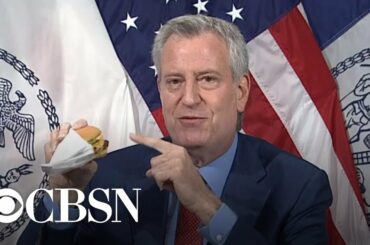 New York City Mayor Bill de Blasio promotes a new incentive to get vaccinated: Shake Shack