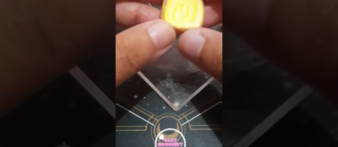 french toast with parsley