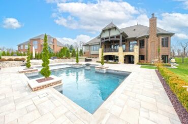 Stunning Virtual Tour / Home for Sale:  7411 Sawgrass Drive, Washington Township, MI 48094