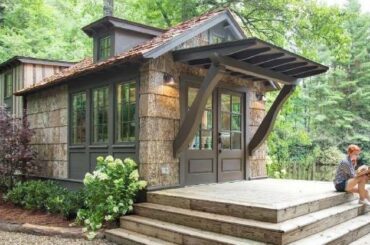 WORLD’S MOST BEAUTIFUL TINY COTTAGE LOW COUNTRY BY DESIGNER COTTAGES